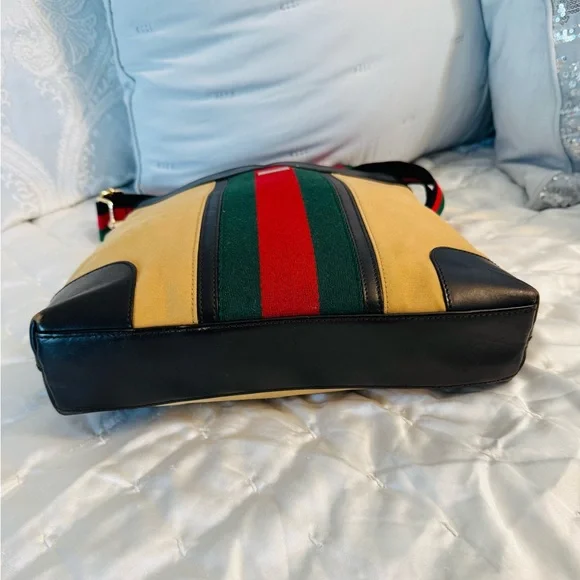 Gucci Crossbody Web Canvas Sherry line Bag in Brown and Tan - Picture 8 of 11